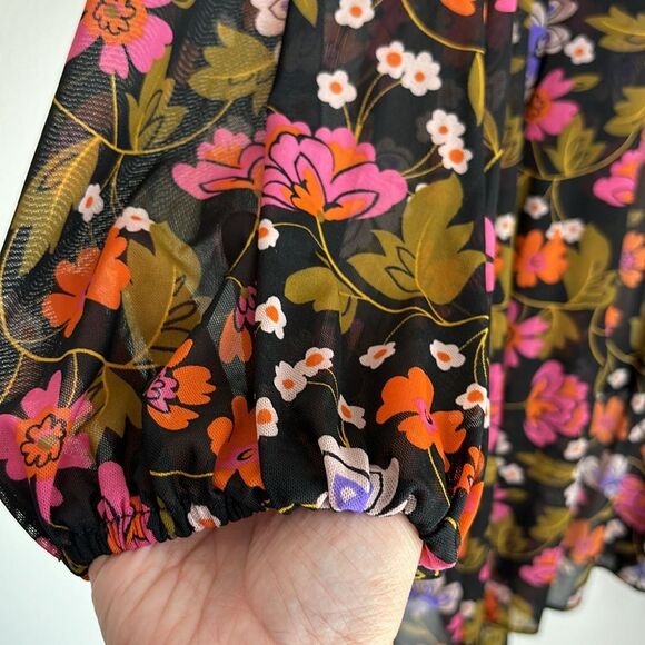 CAbi Women Mingle Kimono Duster Coverup Mesh Floral Tie Belt Black U0026 small! - Picture 4 of 11